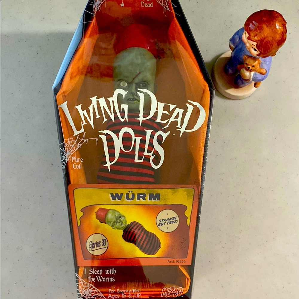 Living Dead Dolls Series 30 Wurm Rare